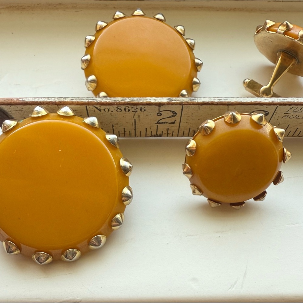 Vintage Art Deco Bakelite Butterscotch Color Clip-On Earrings and Cufflink Set